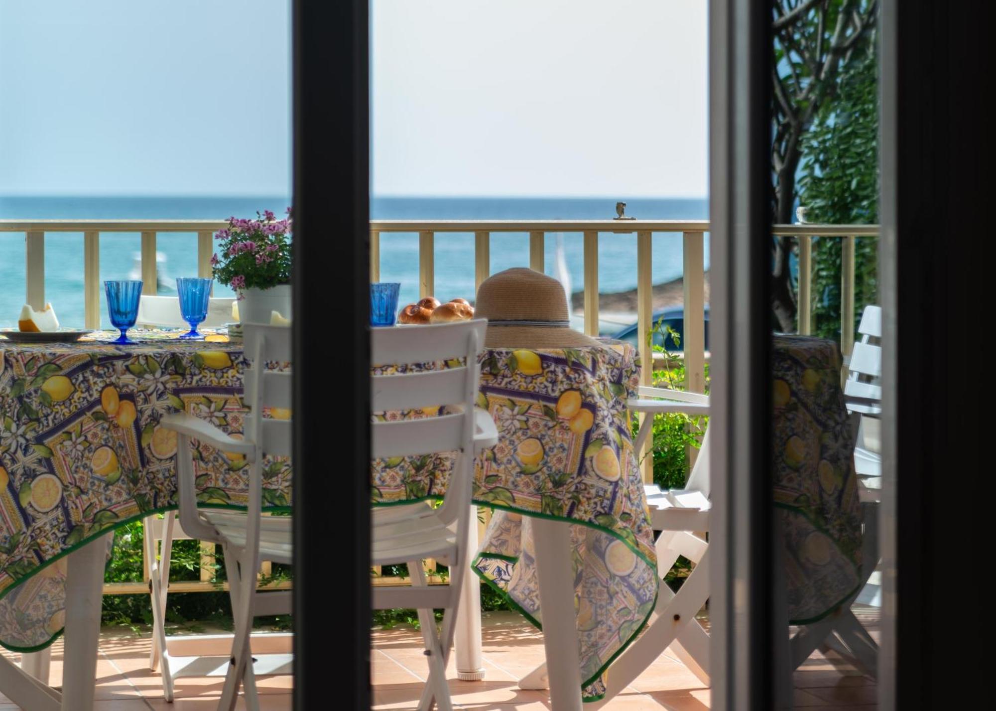 Casa Sul Lungomare Apartman Donnalucata  Kültér fotó